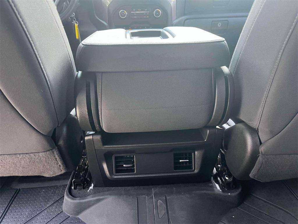 used 2022 Chevrolet Silverado 1500 car, priced at $31,924