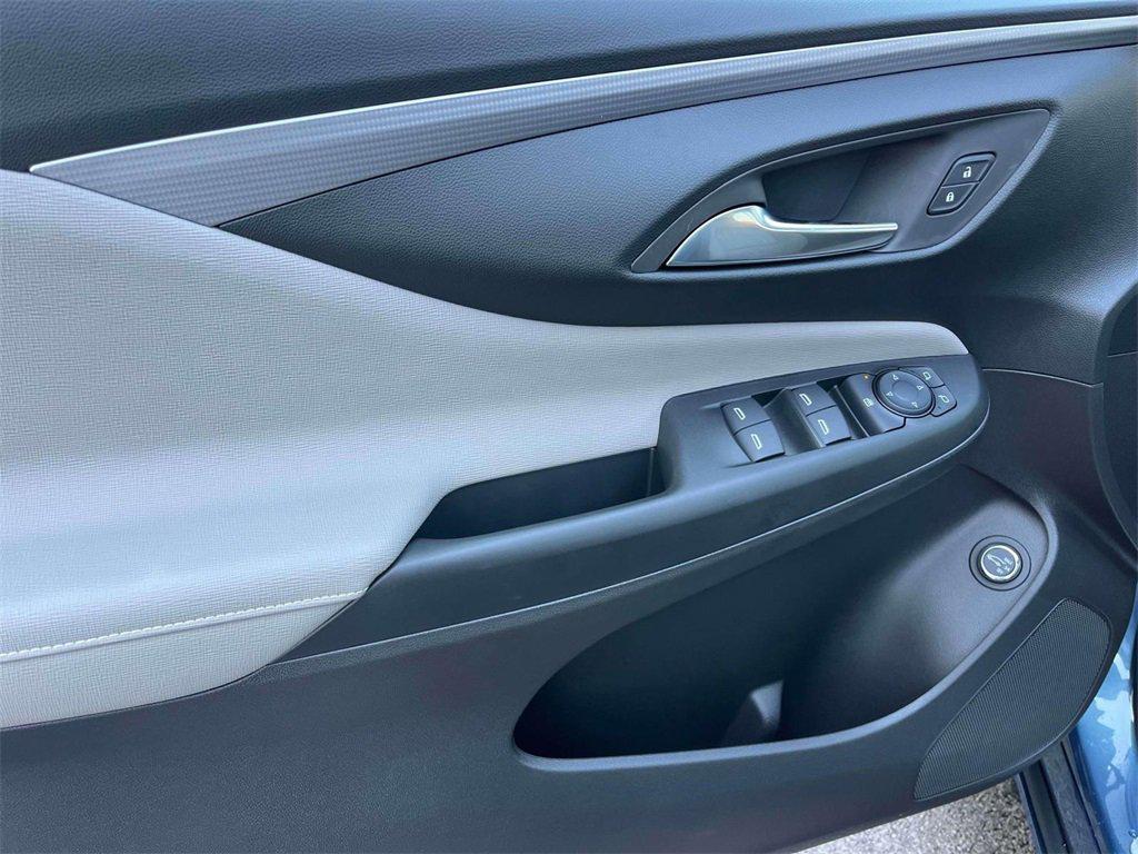 new 2025 Buick Envista car, priced at $31,039