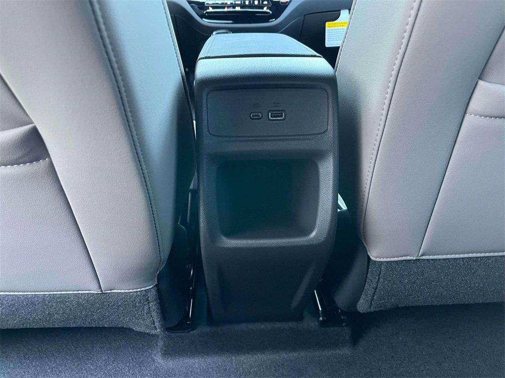 new 2025 Buick Envista car, priced at $31,039