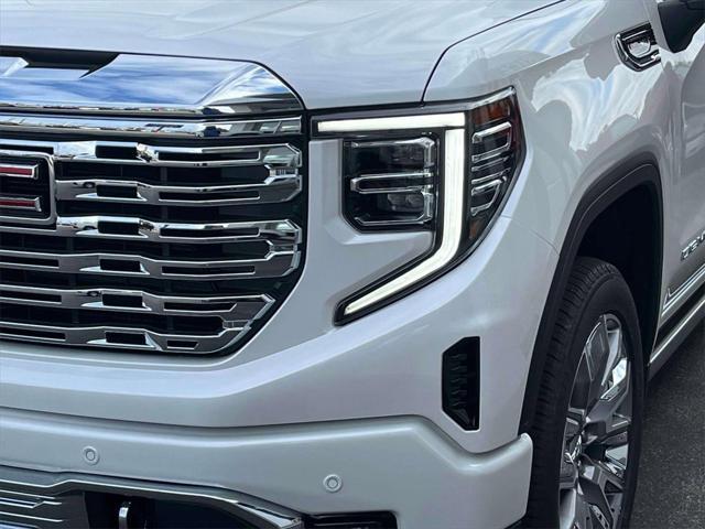 new 2025 GMC Sierra 1500 car, priced at $77,545