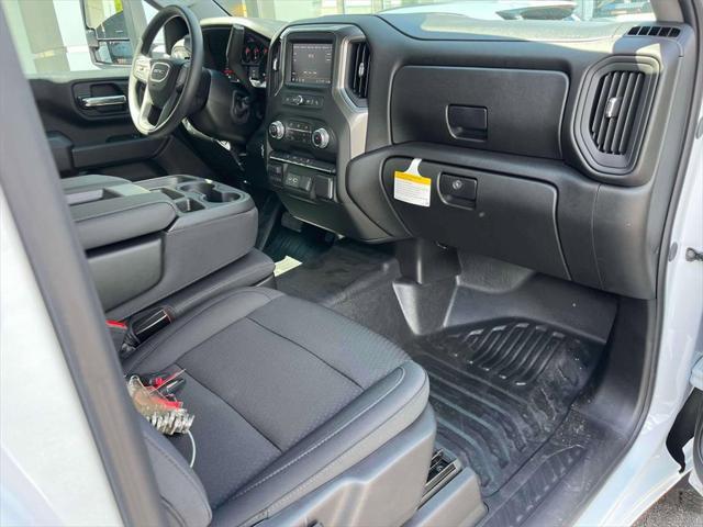 new 2025 GMC Sierra 3500 car, priced at $51,162