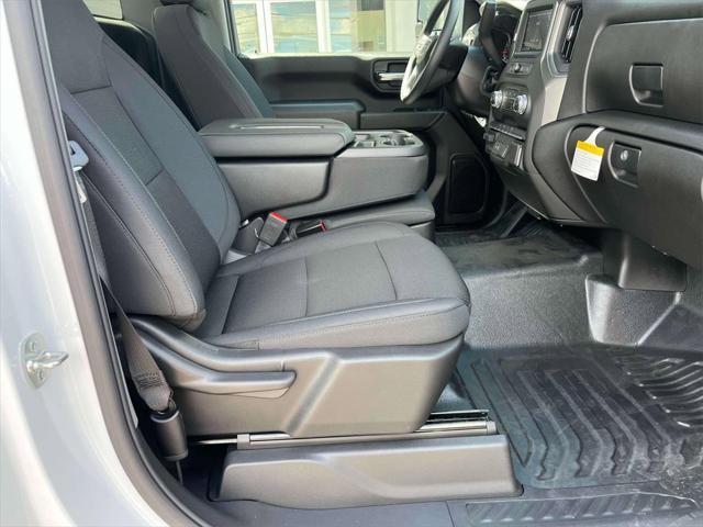 new 2025 GMC Sierra 3500 car, priced at $51,162