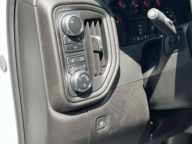 new 2025 GMC Sierra 3500 car, priced at $51,162
