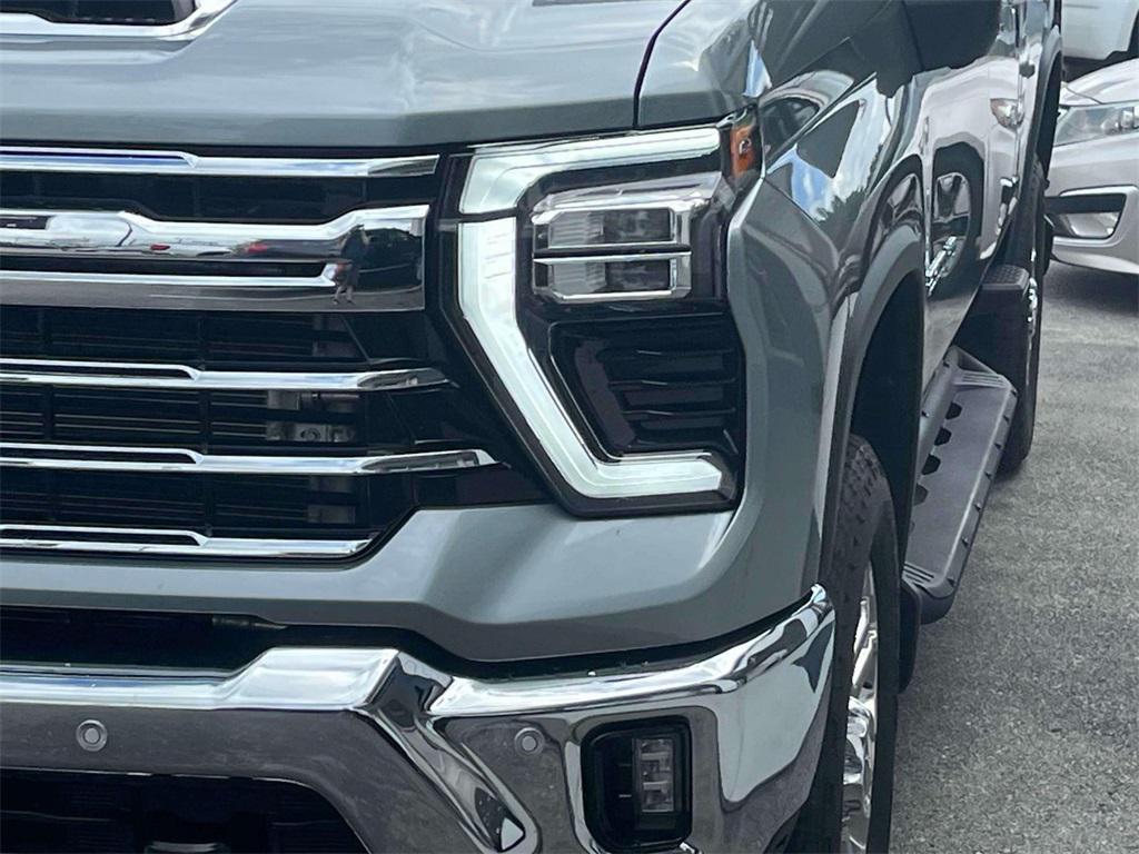 used 2024 Chevrolet Silverado 2500 car, priced at $67,567