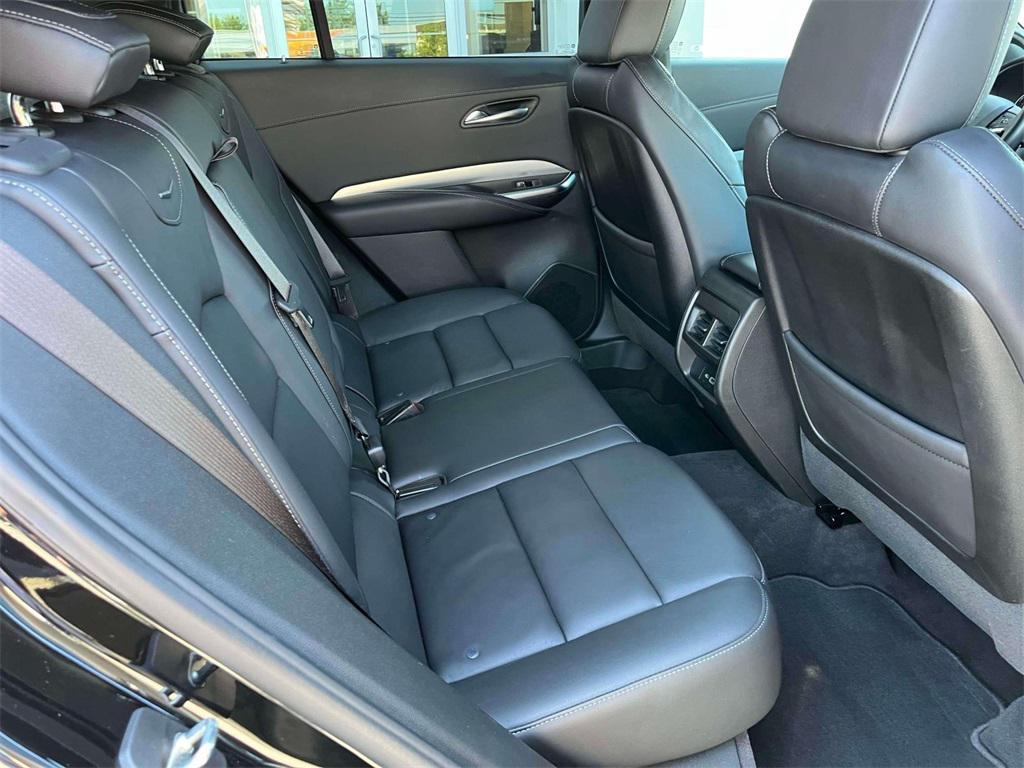 used 2022 Cadillac XT4 car, priced at $25,812