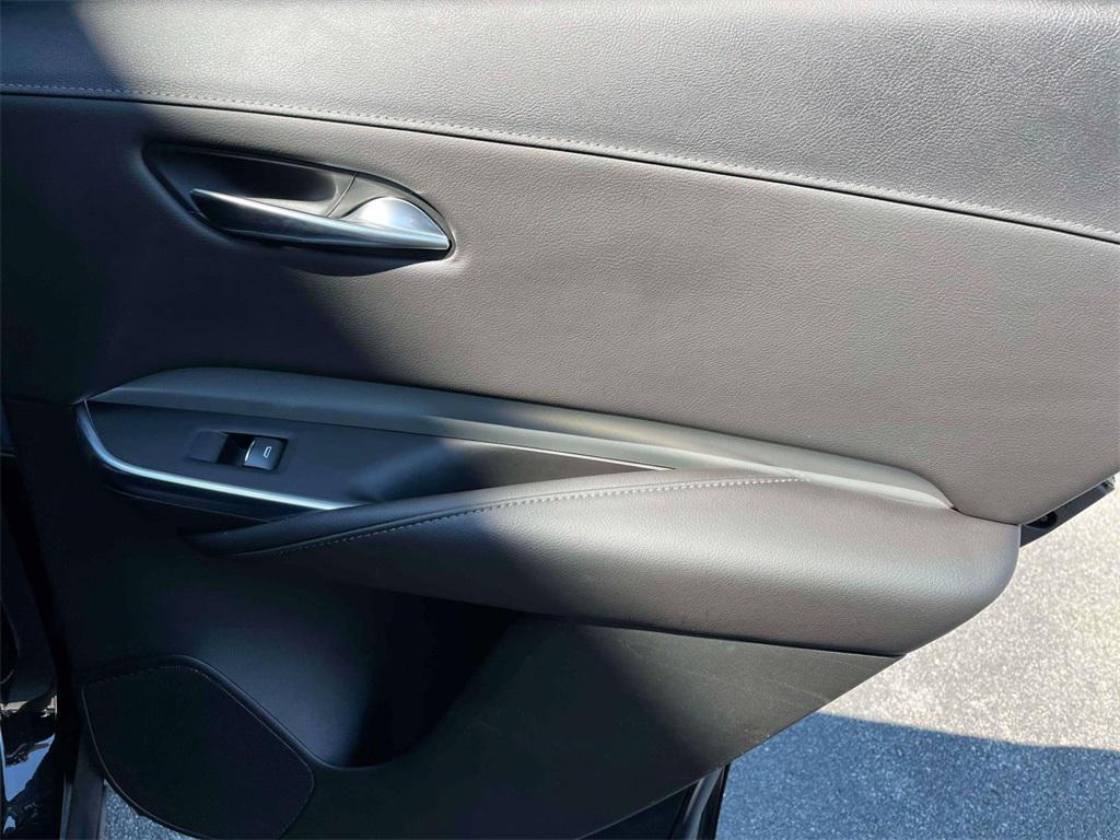 used 2022 Cadillac XT4 car, priced at $25,812