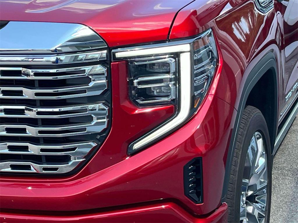 used 2023 GMC Sierra 1500 car, priced at $53,386