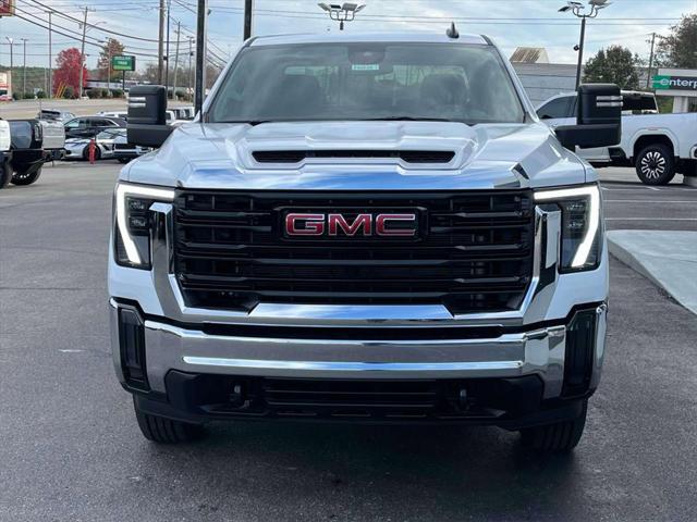 new 2025 GMC Sierra 2500 car, priced at $57,075