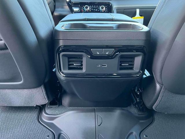 new 2025 GMC Sierra 1500 car, priced at $78,041