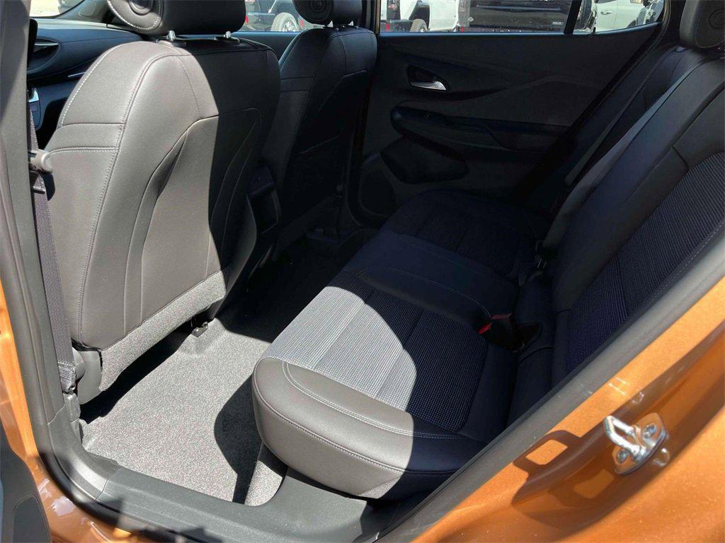 new 2025 Buick Envista car, priced at $25,690