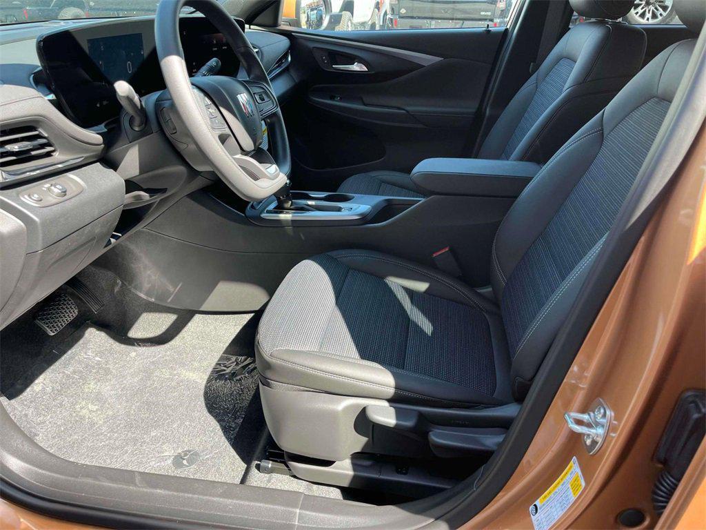 new 2025 Buick Envista car, priced at $25,690