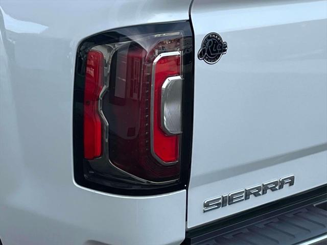 used 2018 GMC Sierra 1500 car, priced at $32,380