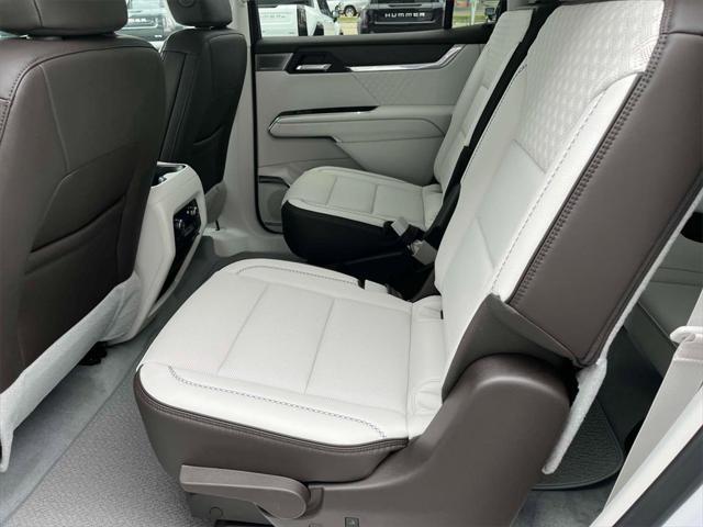 new 2025 GMC Acadia car, priced at $55,595