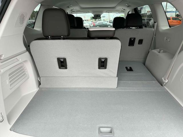 new 2025 GMC Acadia car, priced at $55,595