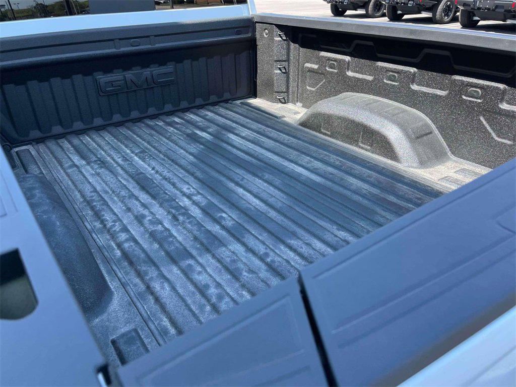 new 2026 GMC Sierra 2500 car, priced at $75,238