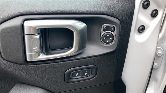 used 2021 Jeep Wrangler Unlimited car, priced at $32,761