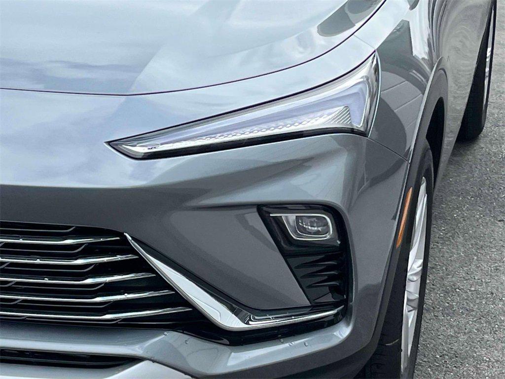 new 2025 Buick Envista car, priced at $27,475