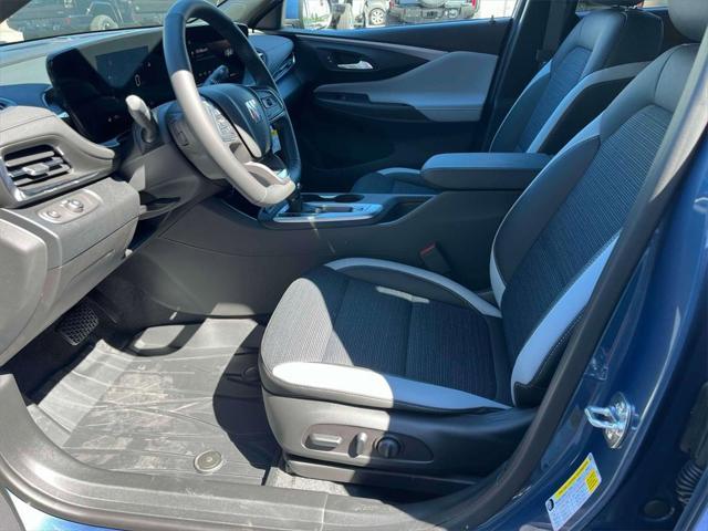 new 2025 Buick Envista car, priced at $27,530