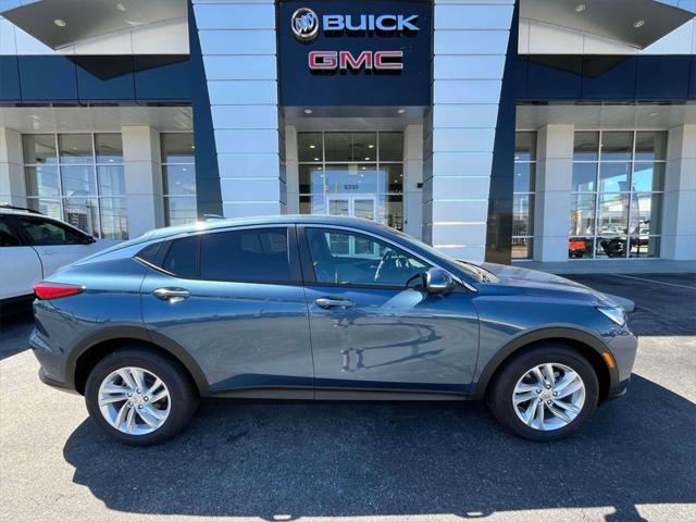 new 2025 Buick Envista car, priced at $27,530
