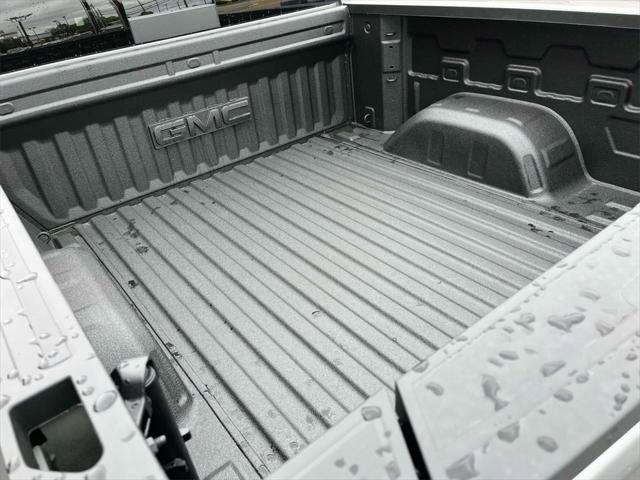 new 2025 GMC Sierra 1500 car, priced at $70,141