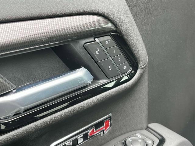 new 2025 GMC Sierra 1500 car, priced at $70,141