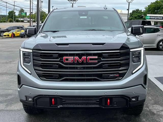 new 2025 GMC Sierra 1500 car, priced at $70,141