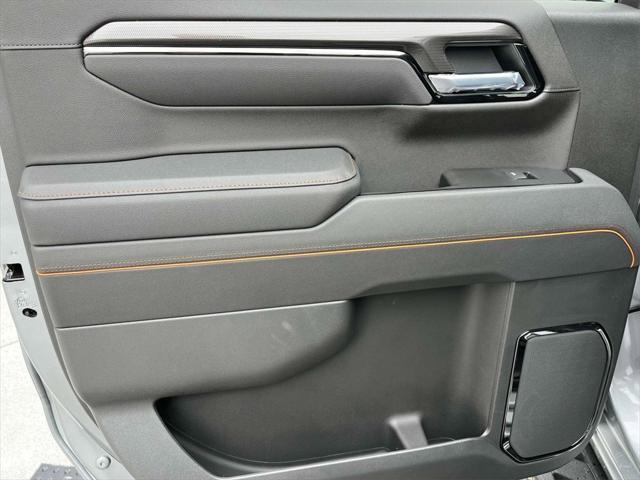 new 2025 GMC Sierra 1500 car, priced at $70,141