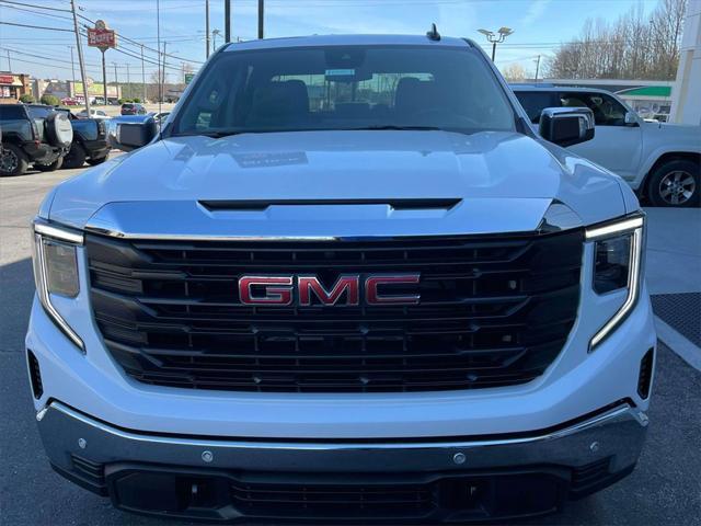 new 2025 GMC Sierra 1500 car, priced at $45,067