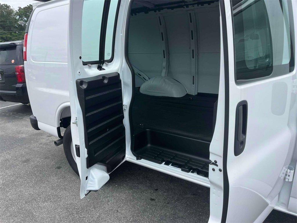 new 2025 GMC Savana 2500 car, priced at $46,615