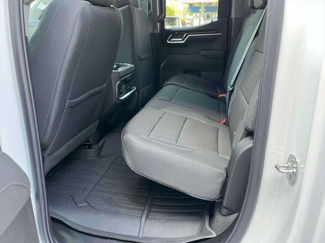 new 2025 GMC Sierra 1500 car, priced at $56,686