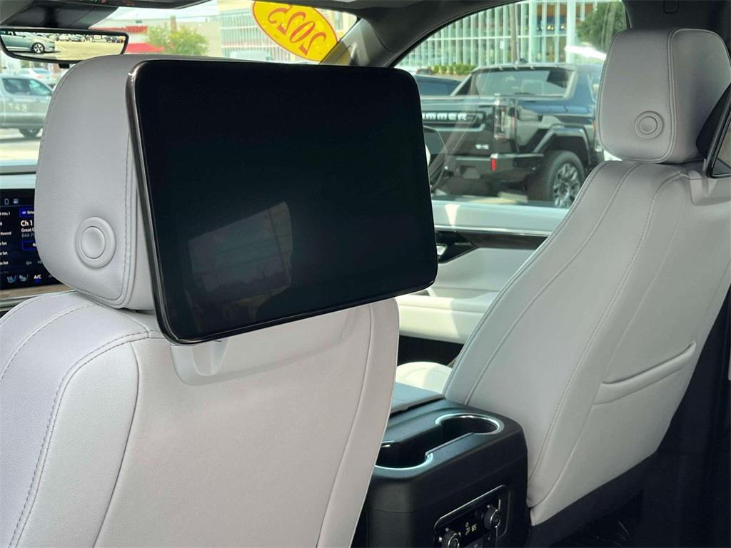 used 2025 Chevrolet Suburban car, priced at $83,585