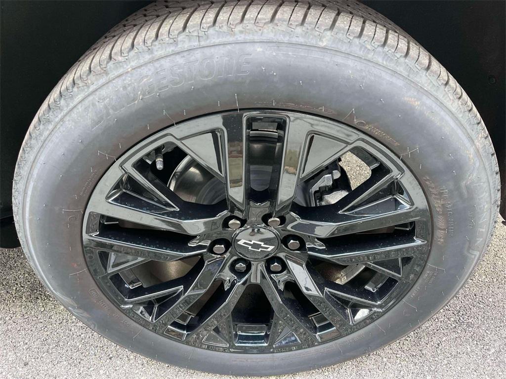 used 2025 Chevrolet Suburban car, priced at $83,585