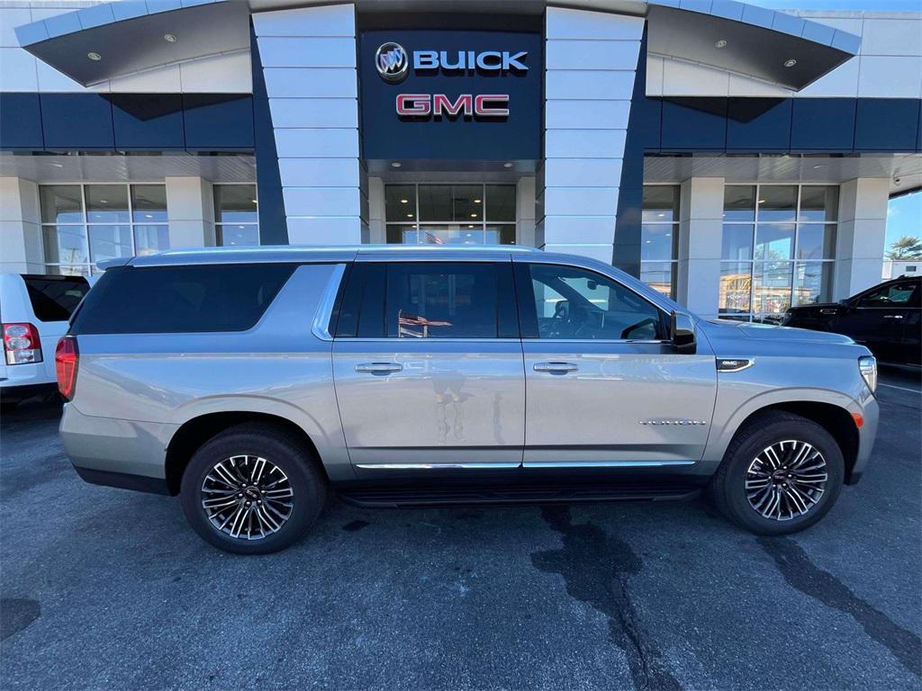 used 2024 GMC Yukon XL car, priced at $65,553