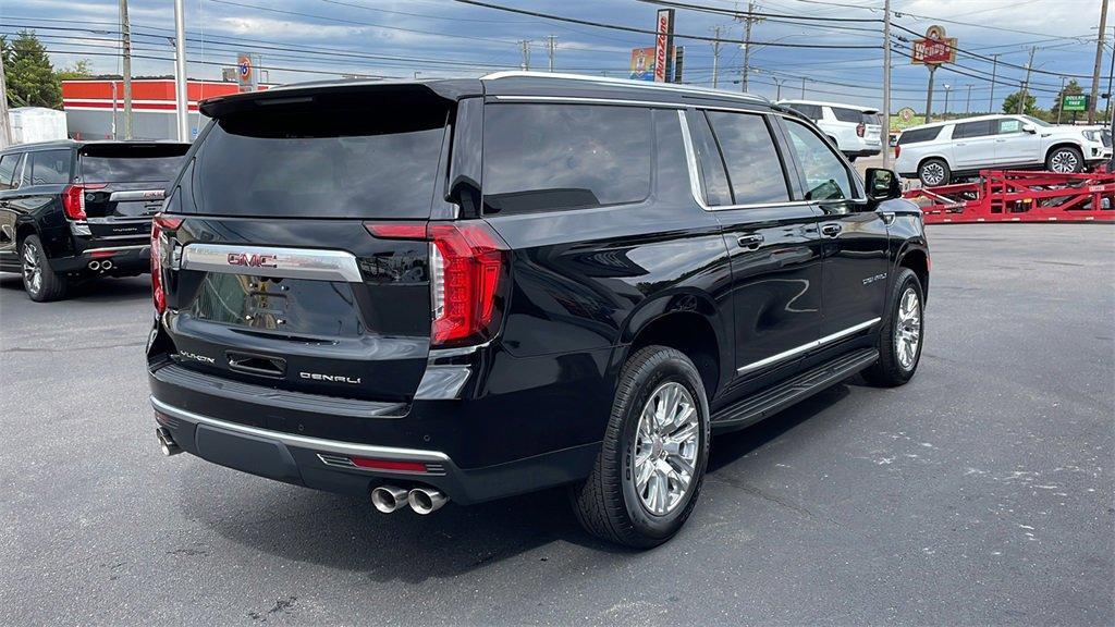 new 2023 GMC Yukon XL car