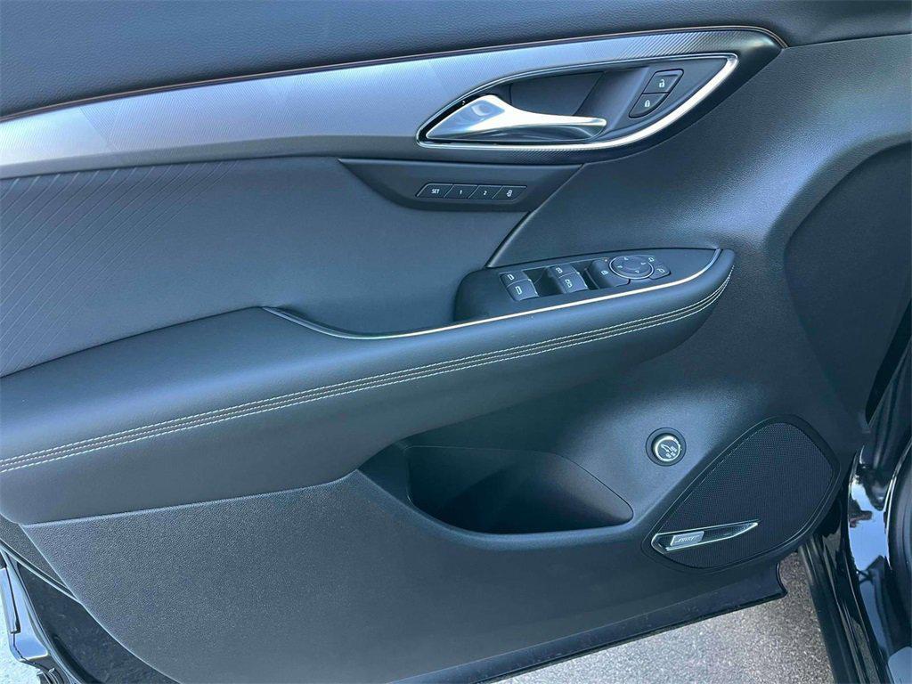 new 2025 Buick Envision car, priced at $42,596