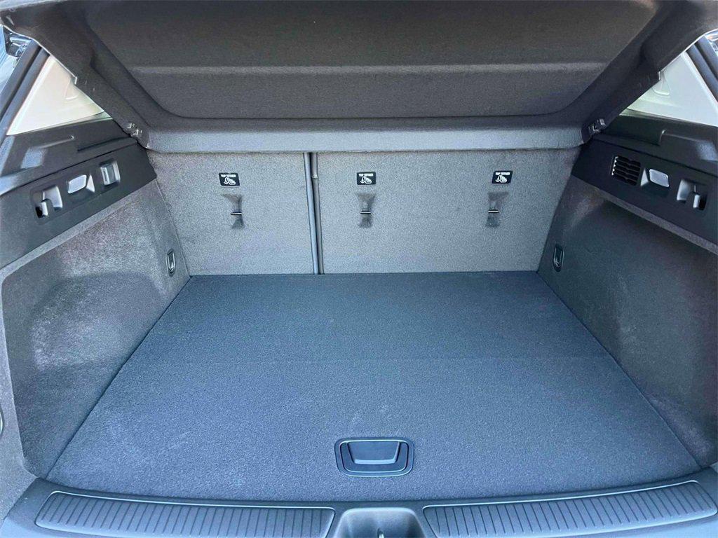 new 2025 Buick Envision car, priced at $42,596