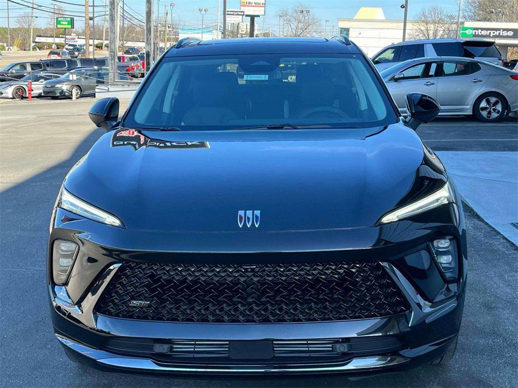 new 2025 Buick Envision car, priced at $42,596