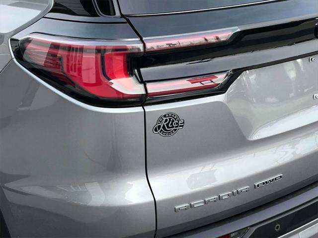 new 2025 GMC Acadia car, priced at $50,065
