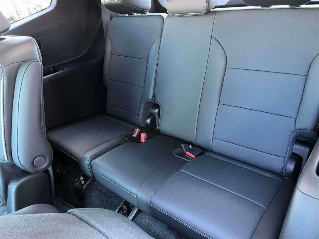 new 2026 Buick Enclave car, priced at $49,906