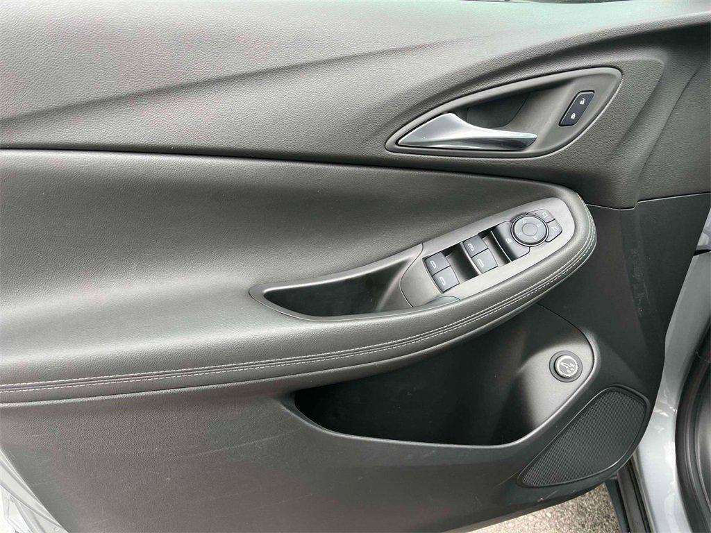 new 2025 Buick Encore GX car, priced at $28,230