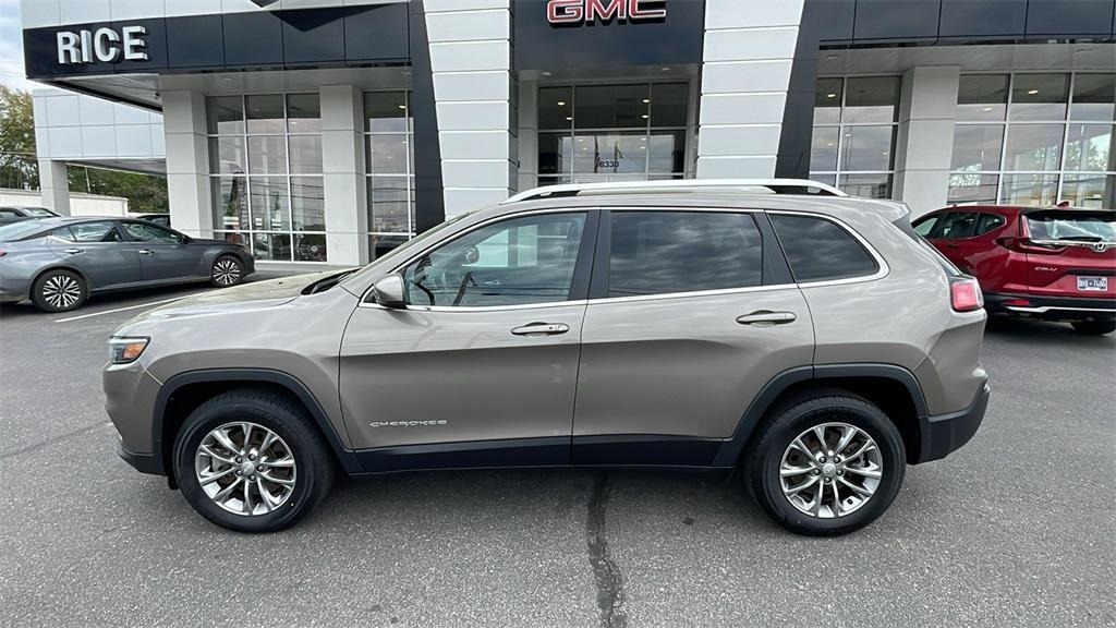 used 2019 Jeep Cherokee car, priced at $19,674