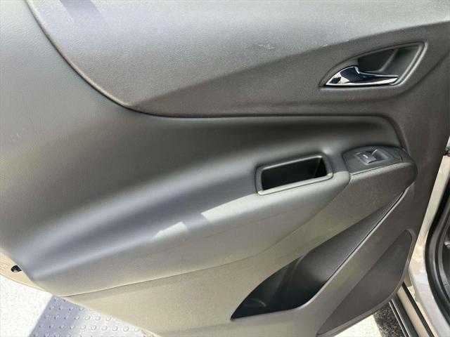 used 2018 Chevrolet Equinox car, priced at $10,923