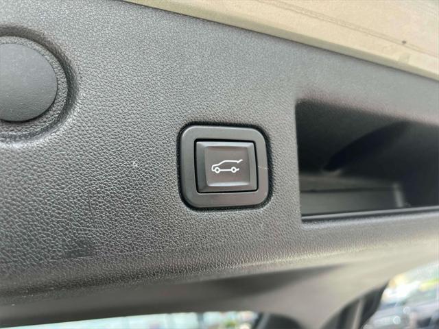 used 2018 Chevrolet Equinox car, priced at $10,923