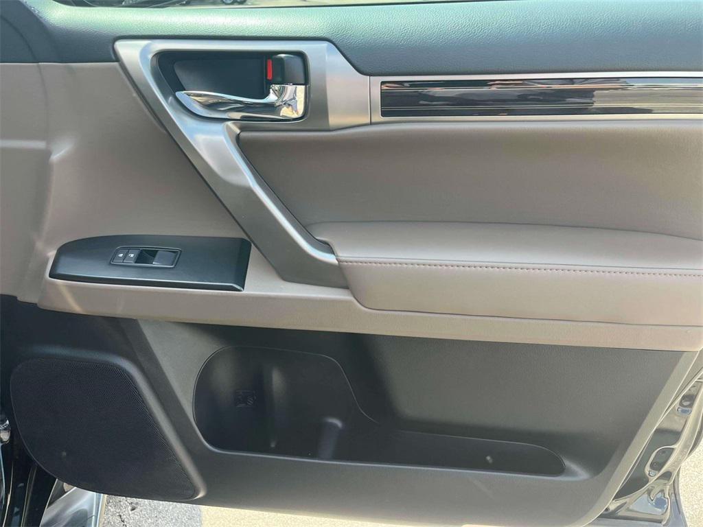 used 2022 Lexus GX 460 car, priced at $49,986