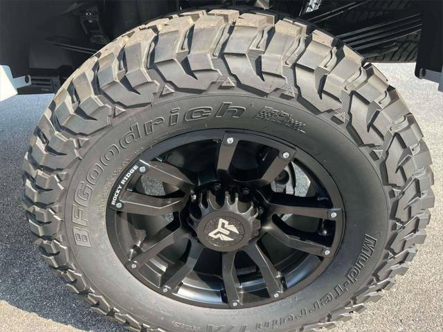 new 2025 GMC Sierra 3500 car, priced at $104,031
