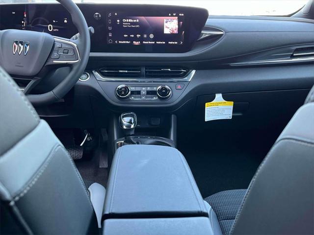new 2025 Buick Envista car, priced at $27,180