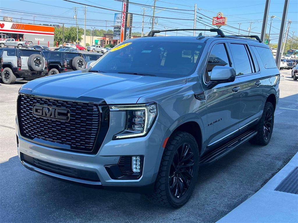 used 2023 GMC Yukon XL car, priced at $61,095