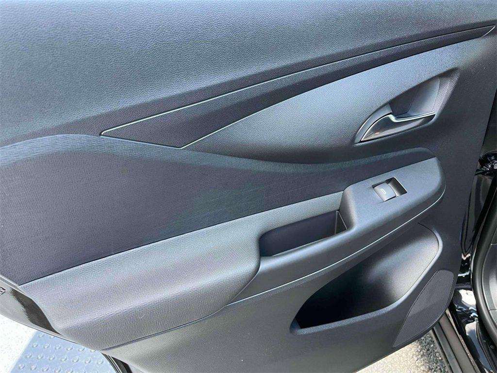 new 2025 Buick Envista car, priced at $26,598