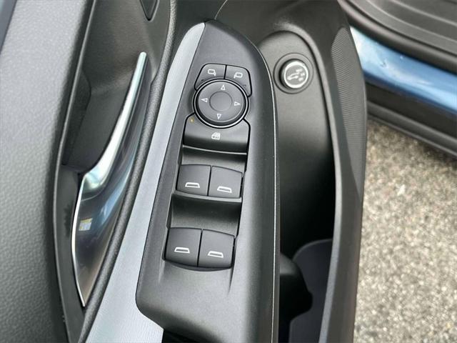 new 2025 Buick Envista car, priced at $28,025