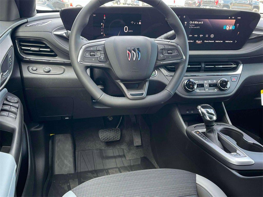 new 2025 Buick Envista car, priced at $28,025